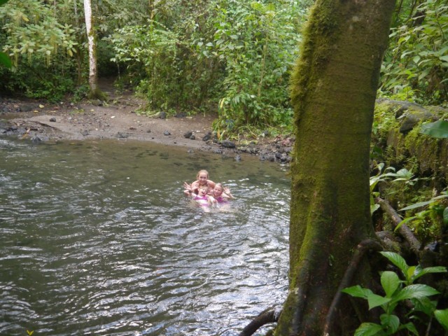 2014_0108_CostaRica_WaterfallHotSpring_06_blog